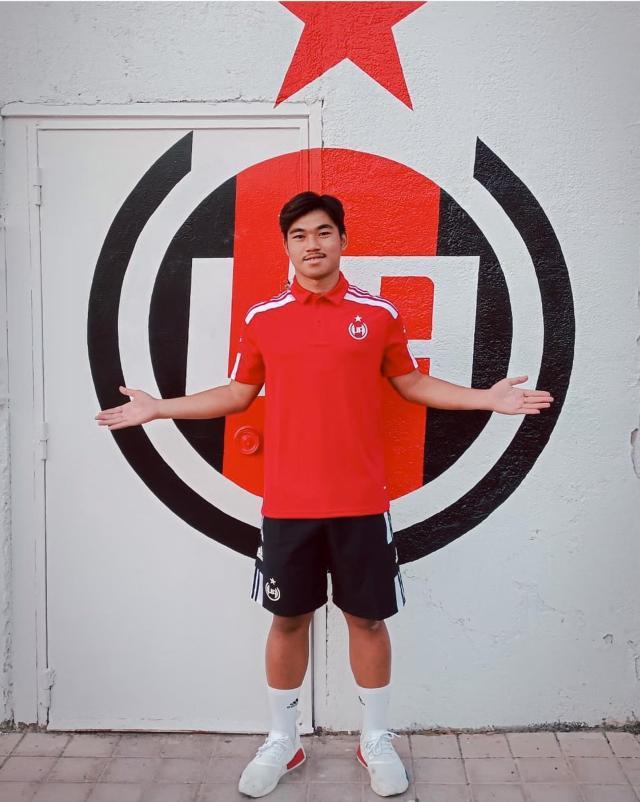 1647604420649042567.jpg 在西班牙第四级别效力的边锋普隆斯里考.jpg